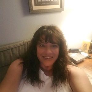 Meet your Posher, Angie